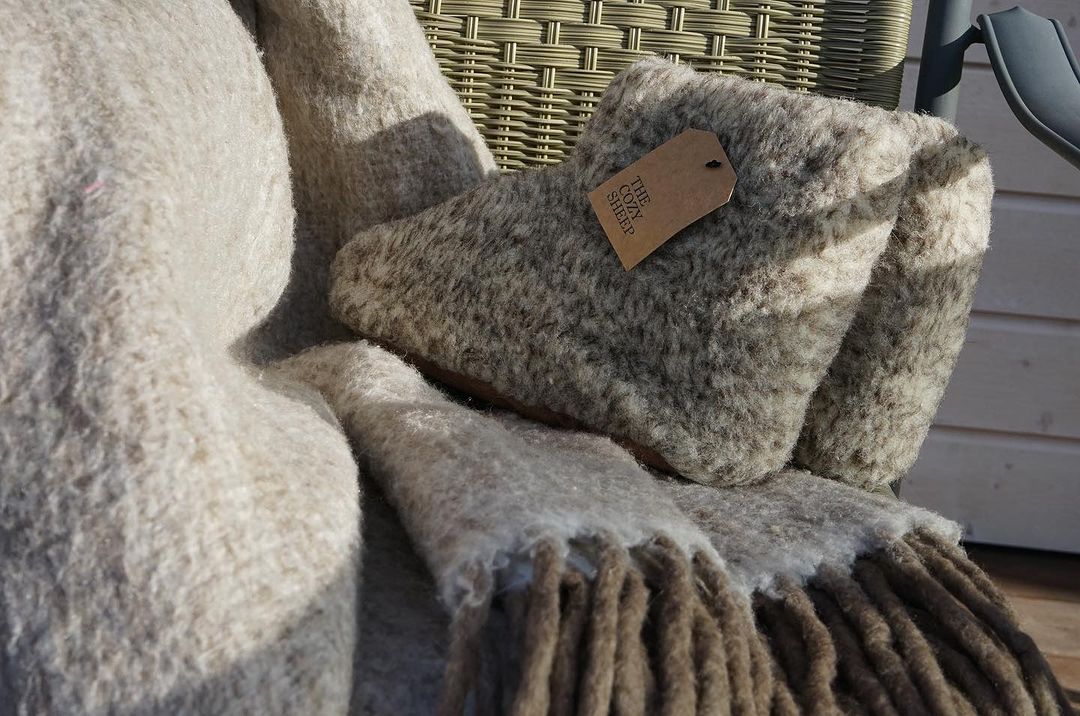 Sådan vasker du dine uldprodukter - The Cozy Sheep