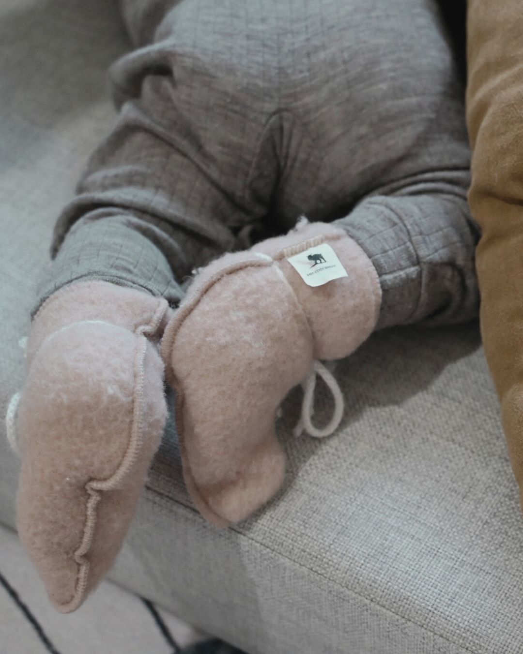 Babyfutter i uld - Beige (0-3 måneder)