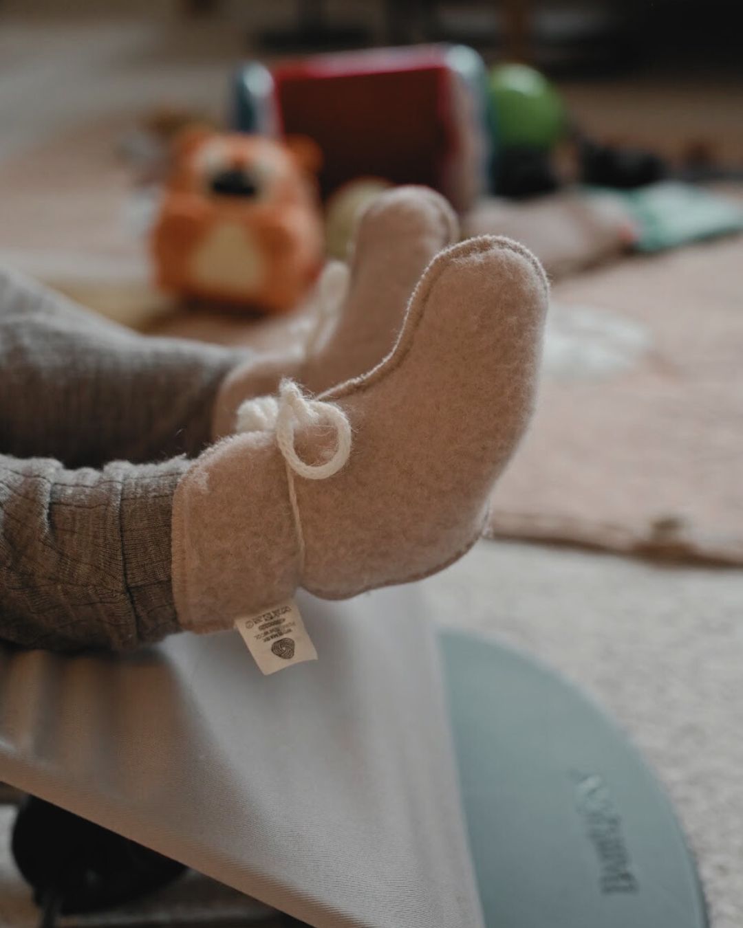 Babyfutter i uld - Beige (0-3 måneder)