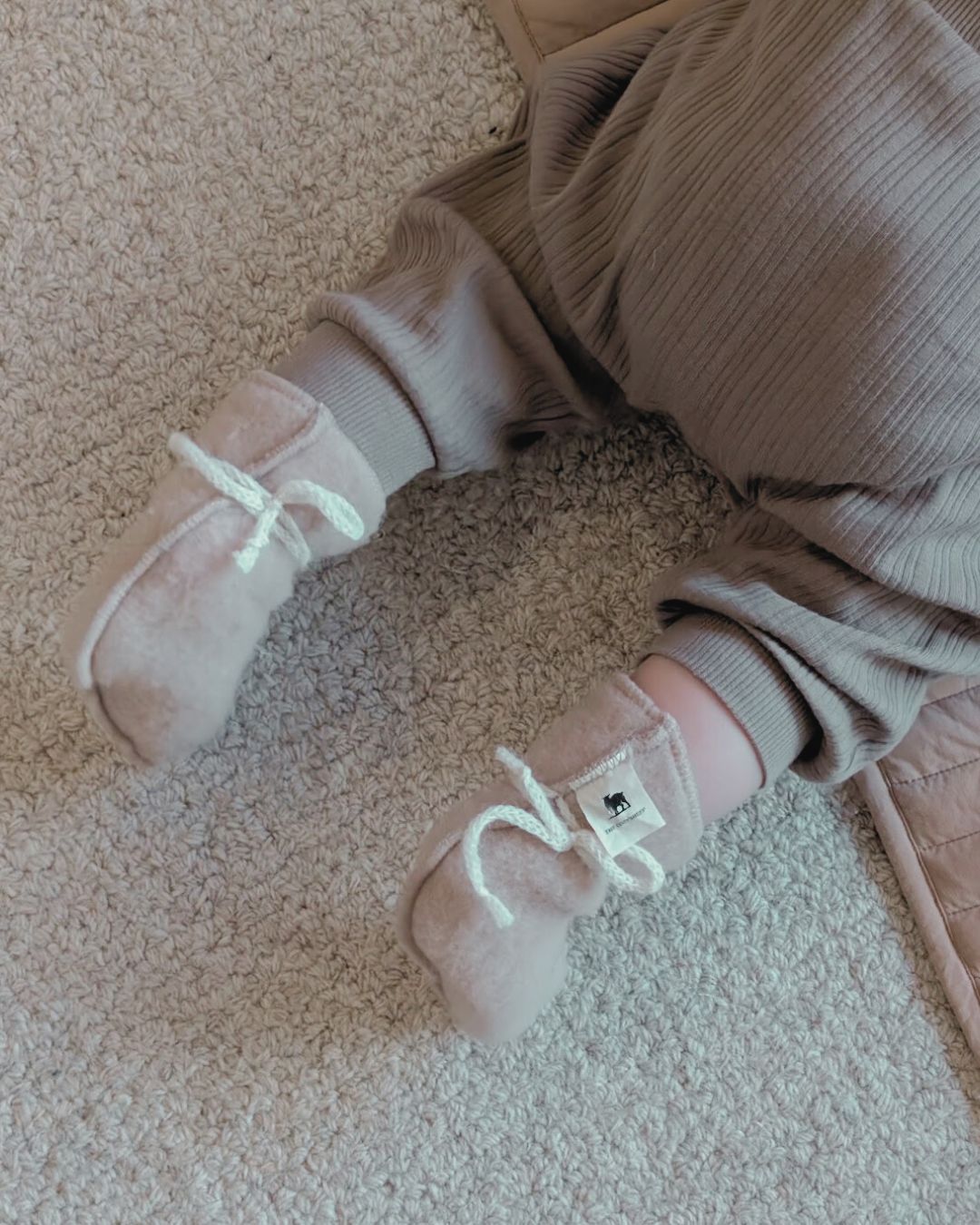 Babyfutter i uld - Beige (0-3 måneder)