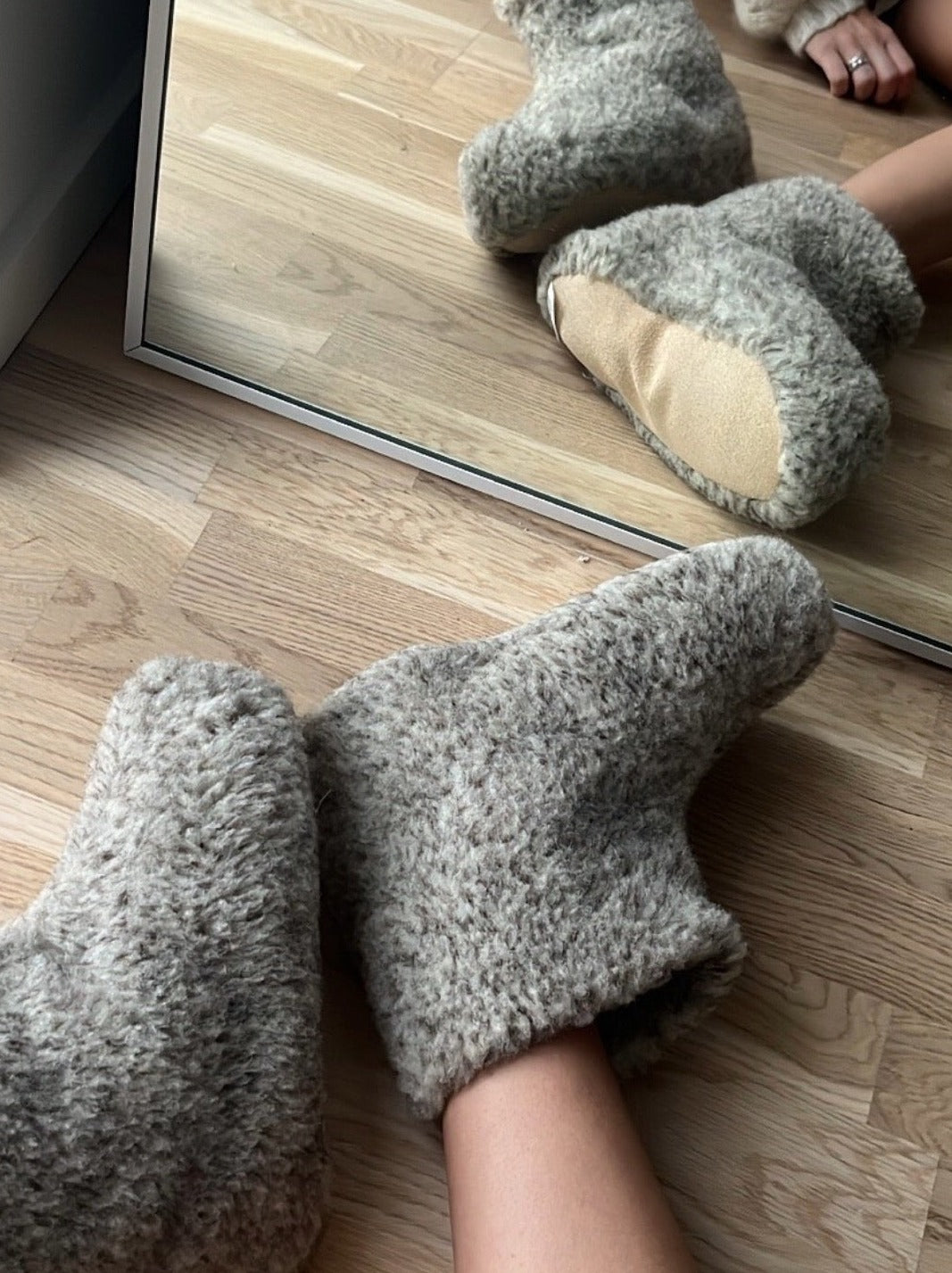 Uldhjemmesko – Lysegrå (Høj model)