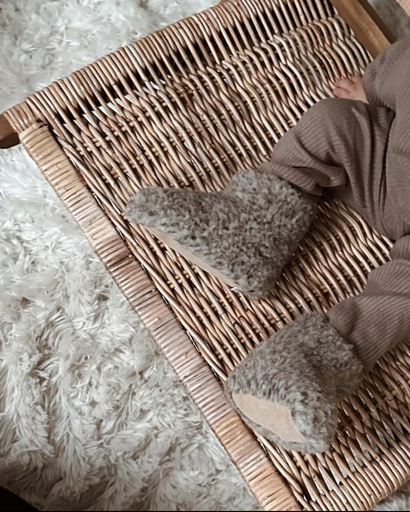 Uldhjemmesko til børn – Lysegrå (Høj model) - The Cozy Sheep