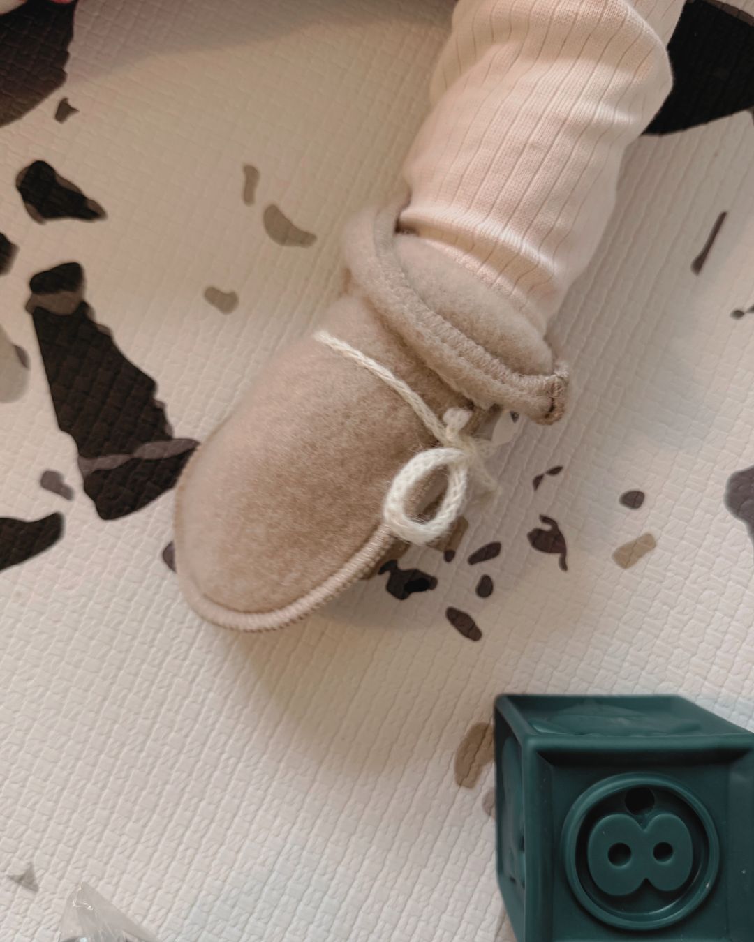 Babyvanter i uld - Beige (0-3 måneder)